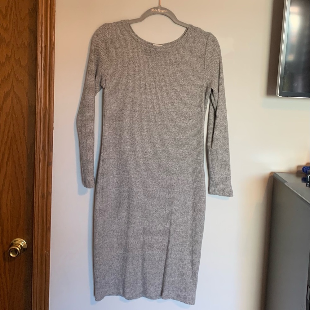 Small grey sweater dress.